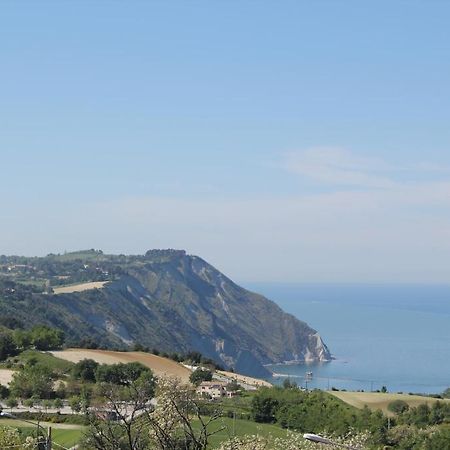 Affittacamere Le Fontanelle Ancona Exterior foto
